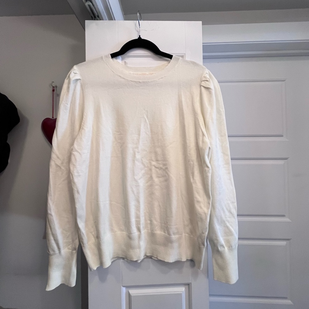 Marled Classic White Crew Neck Sweater